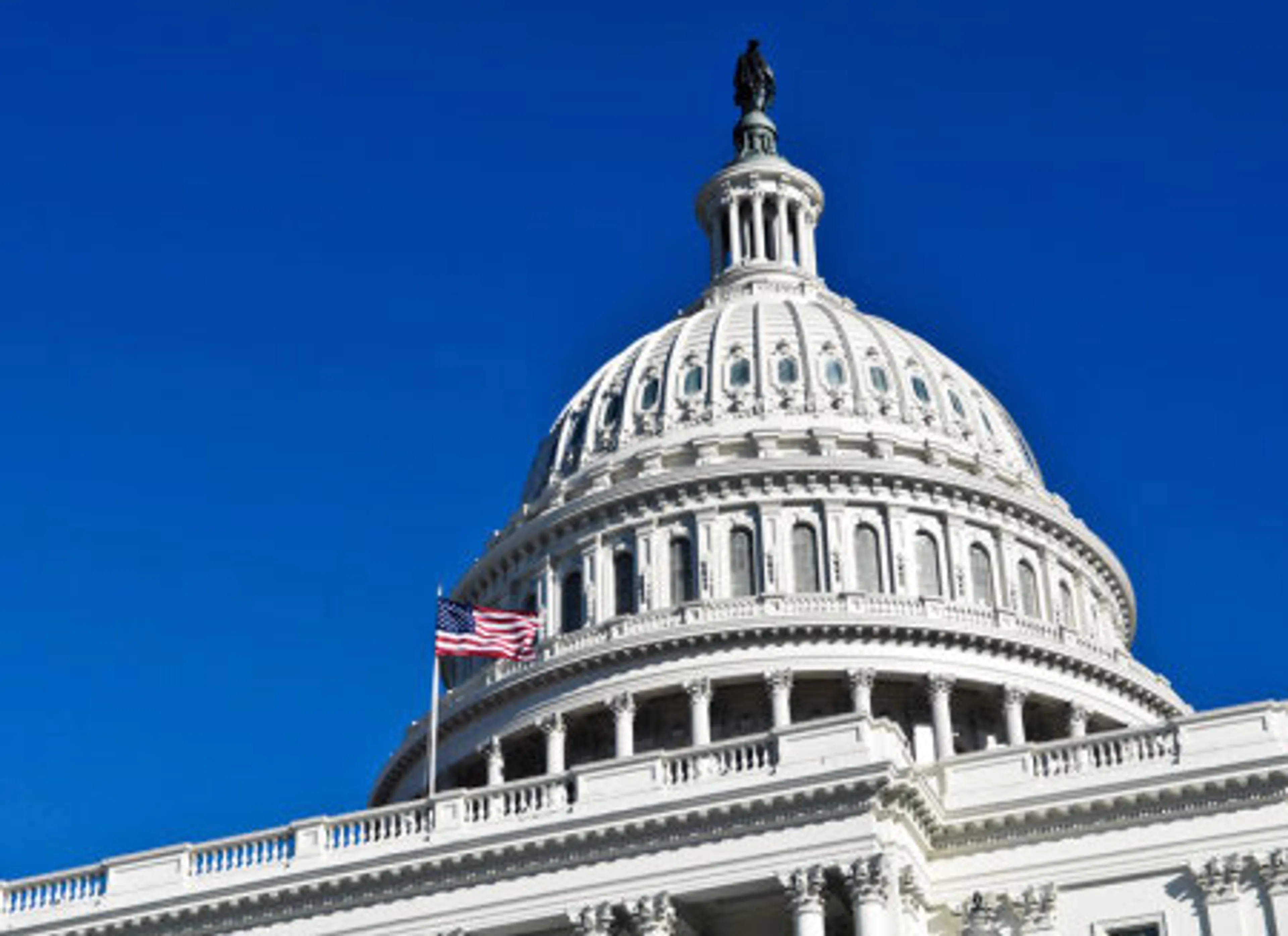 Капитал - Оценка роста ВВП США снижена