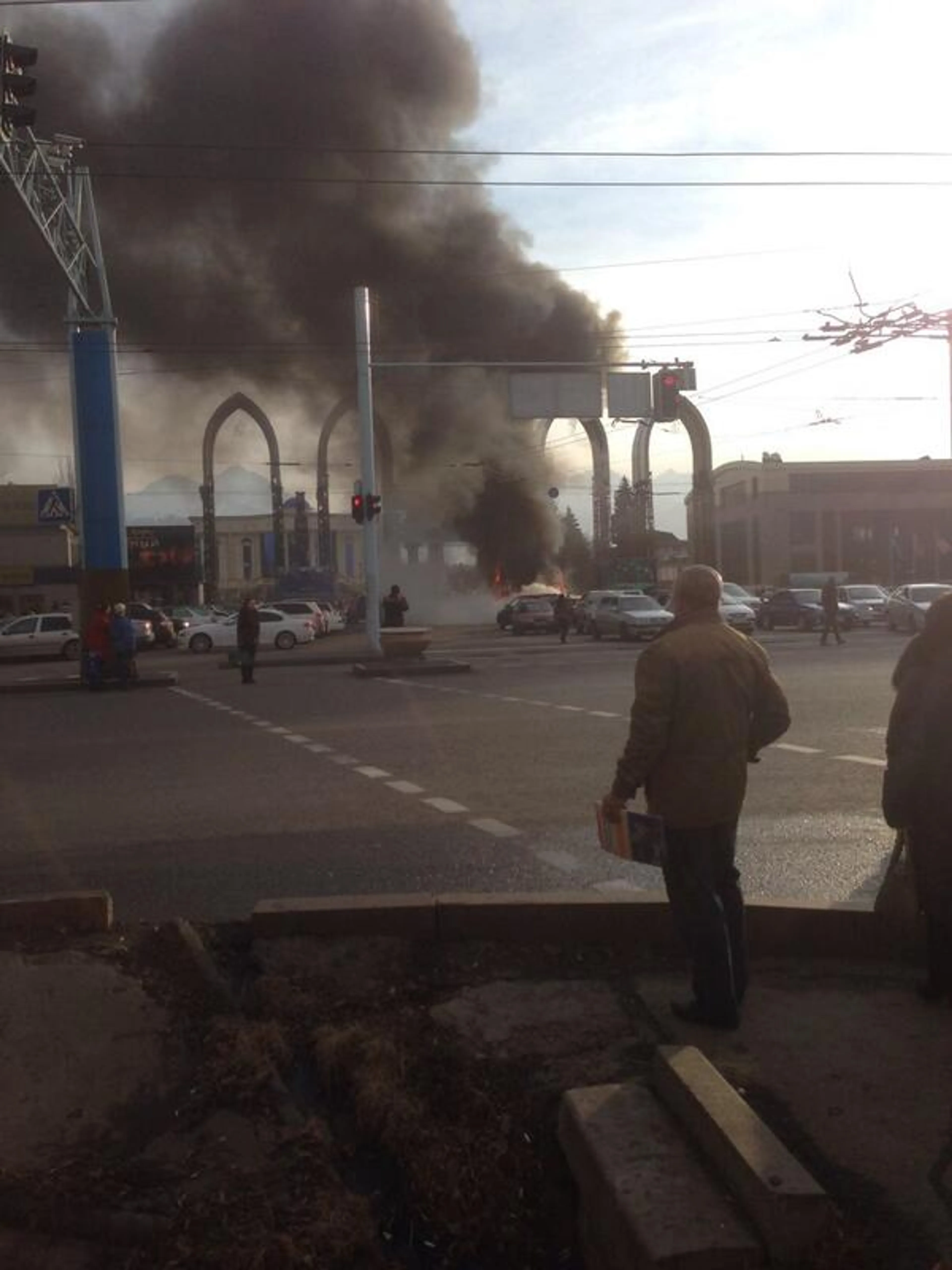 Капитал - В Алматы горит праздничная елка