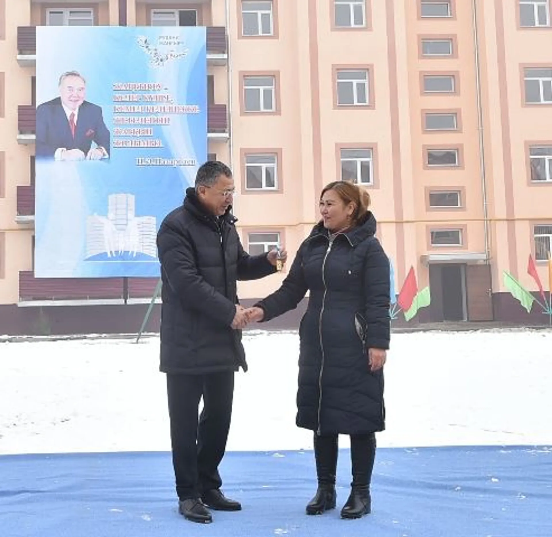 Капитал - Ко Дню Независимости 480 семей Толебийского района ЮКО получили жилье