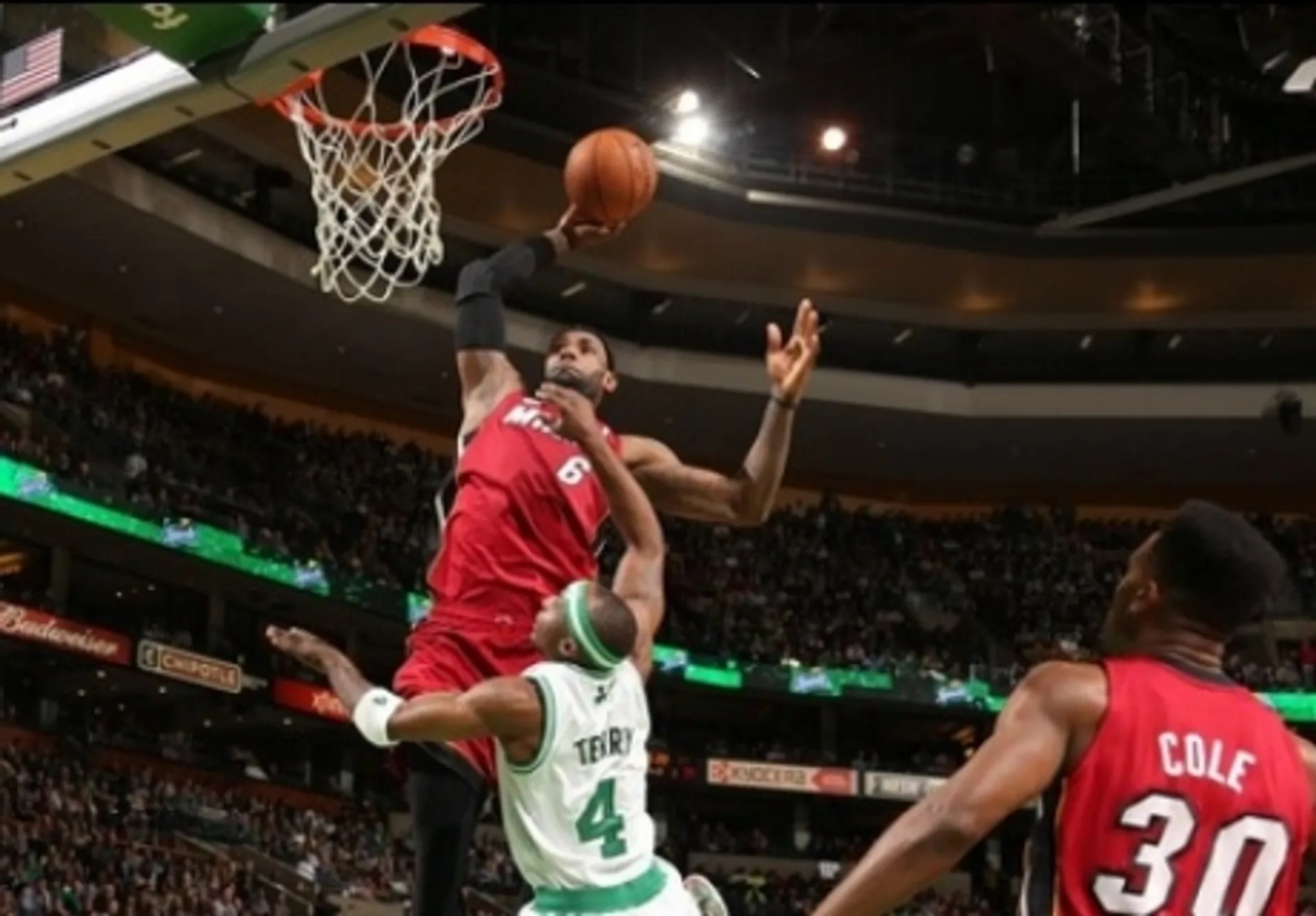 Капитал - «Майами Хит» побеждают 24-й раз подряд