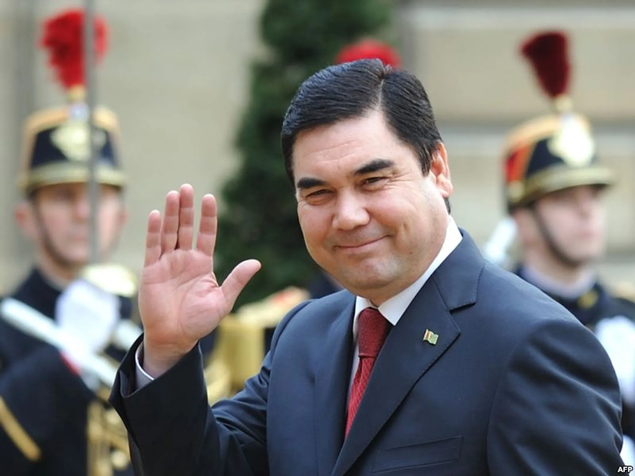 Президент Туркменистана потребовал отменить социальные льготы - Image Kapital.kz