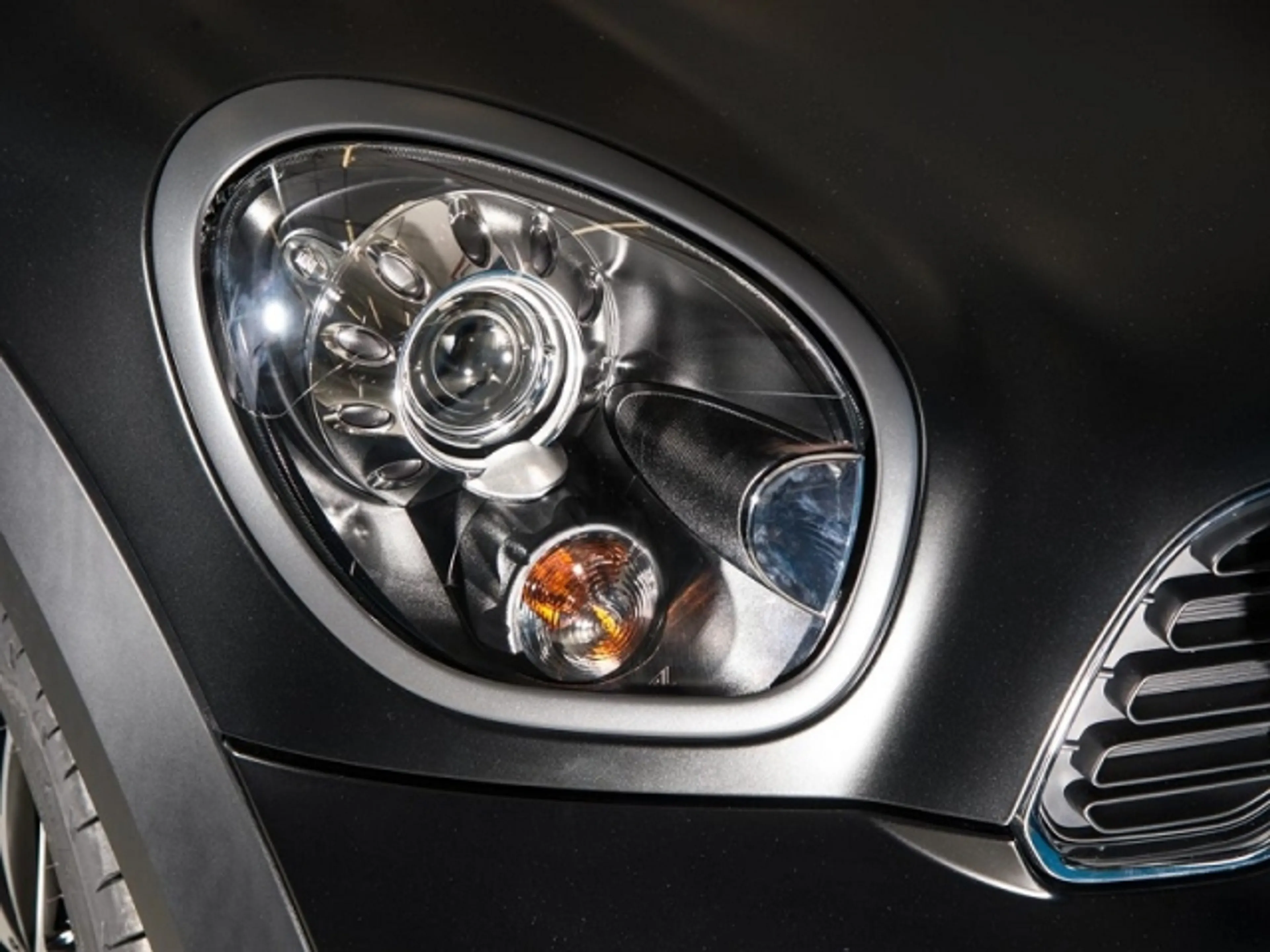 Капитал - MINI выпустит 60 матовых Countryman