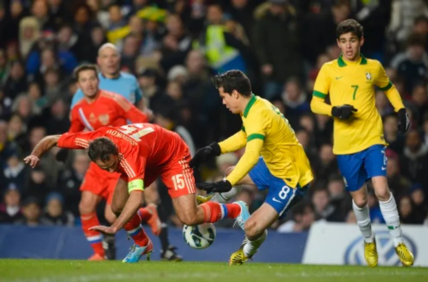 Капитал - Россия сыграла вничью с Бразилией