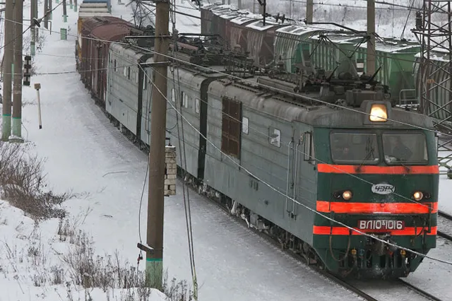 Россия на год отменит поезда в Казахстан