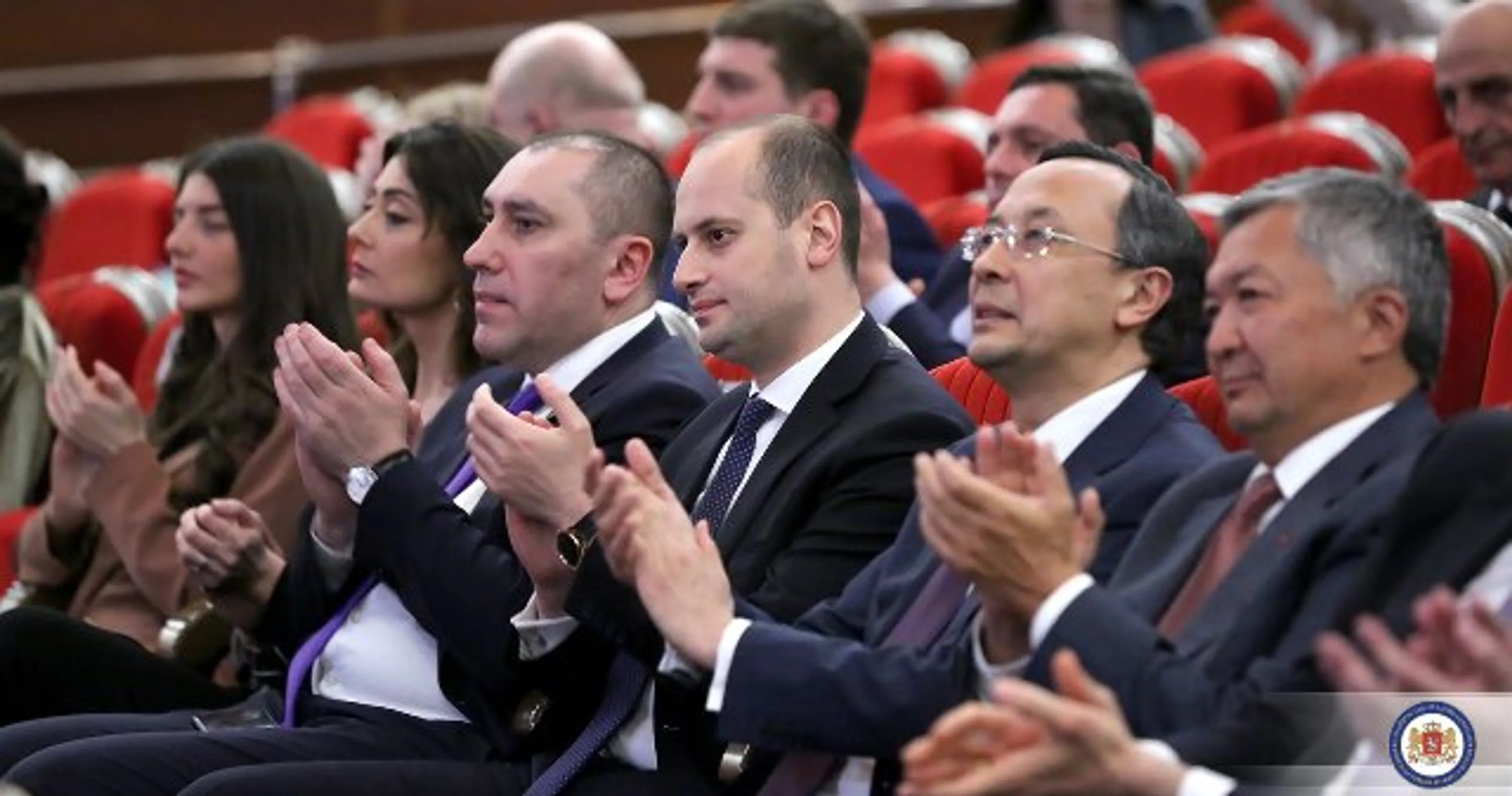 Капитал - В Астане и Караганде отметили 100-летие независимости Грузии