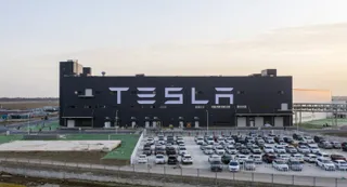 Капитал - Акционеры Tesla одобрили сплит акций «3 к 1»