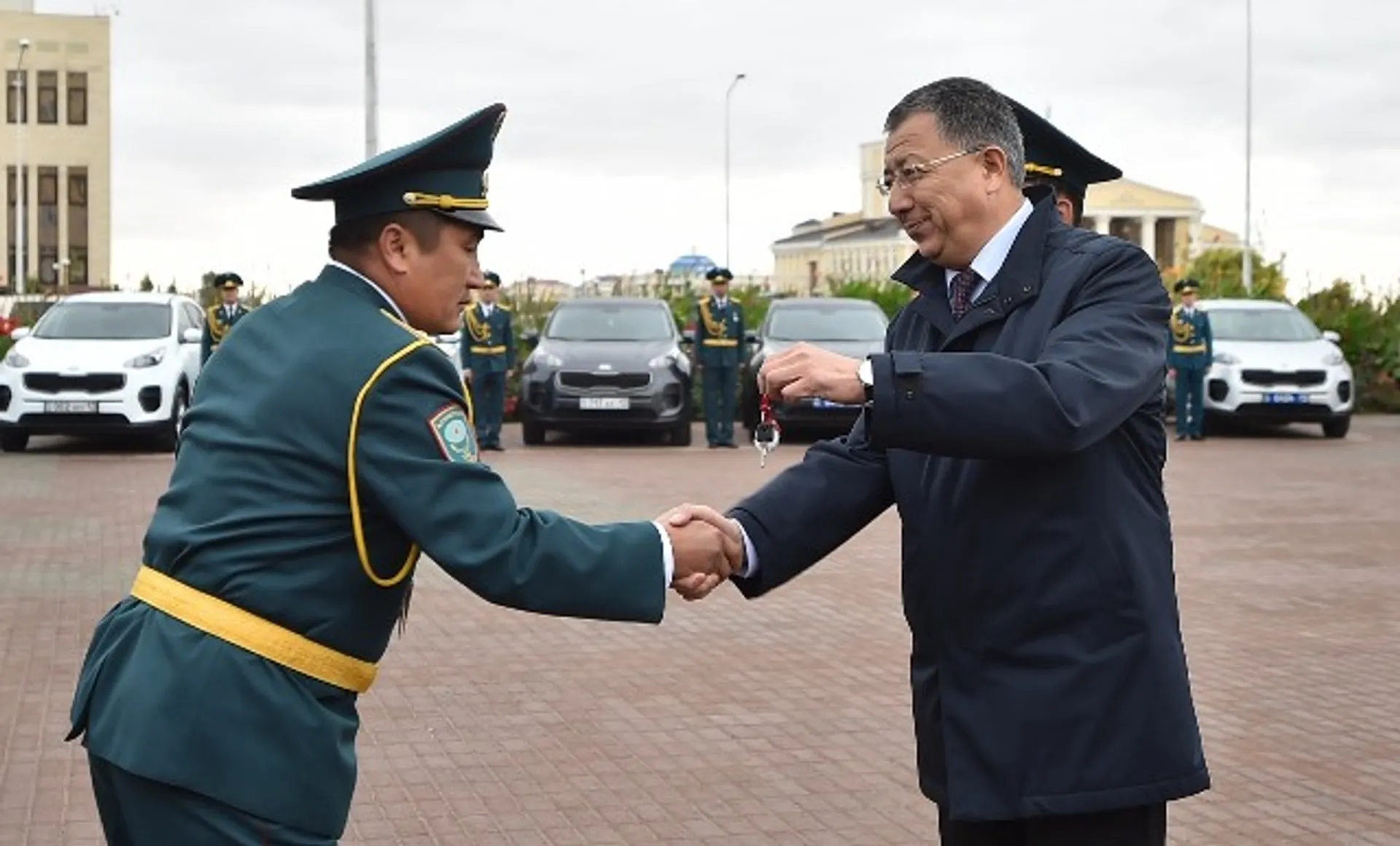 Капитал - Парк ДЧС Южно-Казахстанской области пополнился 35 пожарными машинами