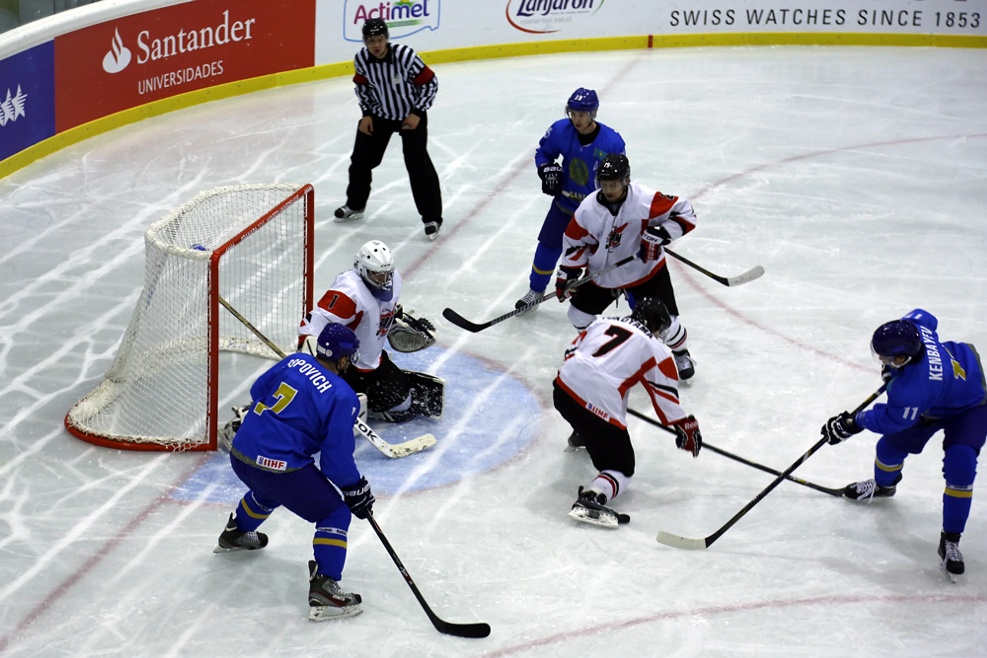 Капитал - Казахстанские хоккеисты прошли в финал Универсиады