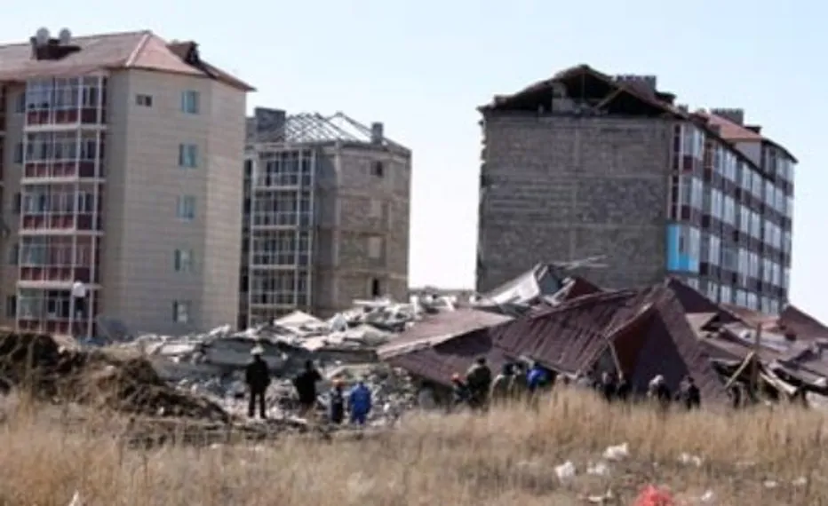 Капитал - В Караганде нарастает скандал вокруг рухнувшего дома