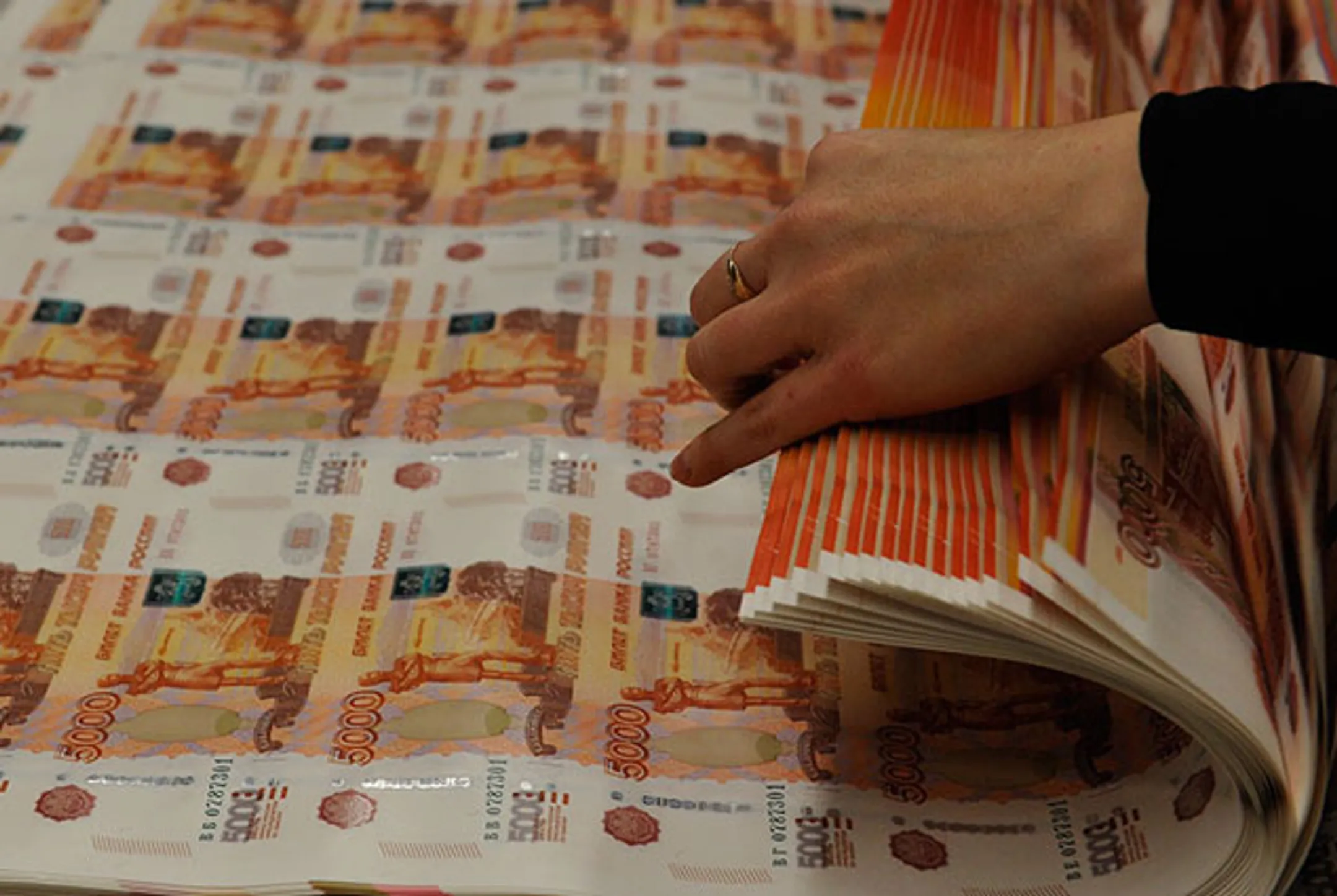 Герман Греф назвал слишком низким текущий курс рубля - Image Kapital.kz