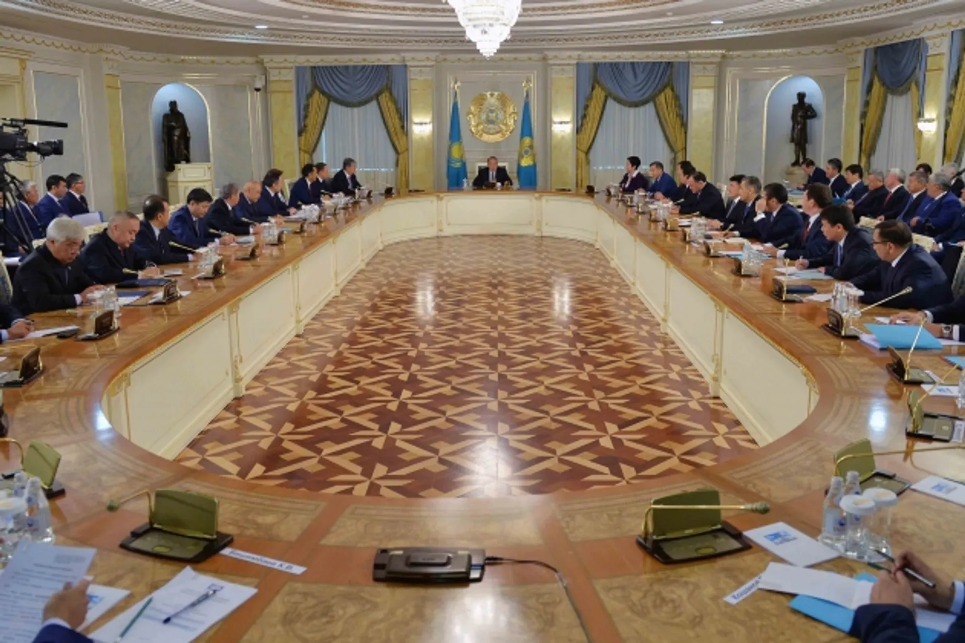 Капитал - Утвержден состав правительства Казахстана