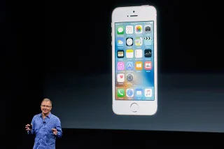 Капитал - Apple представила iPhone SE