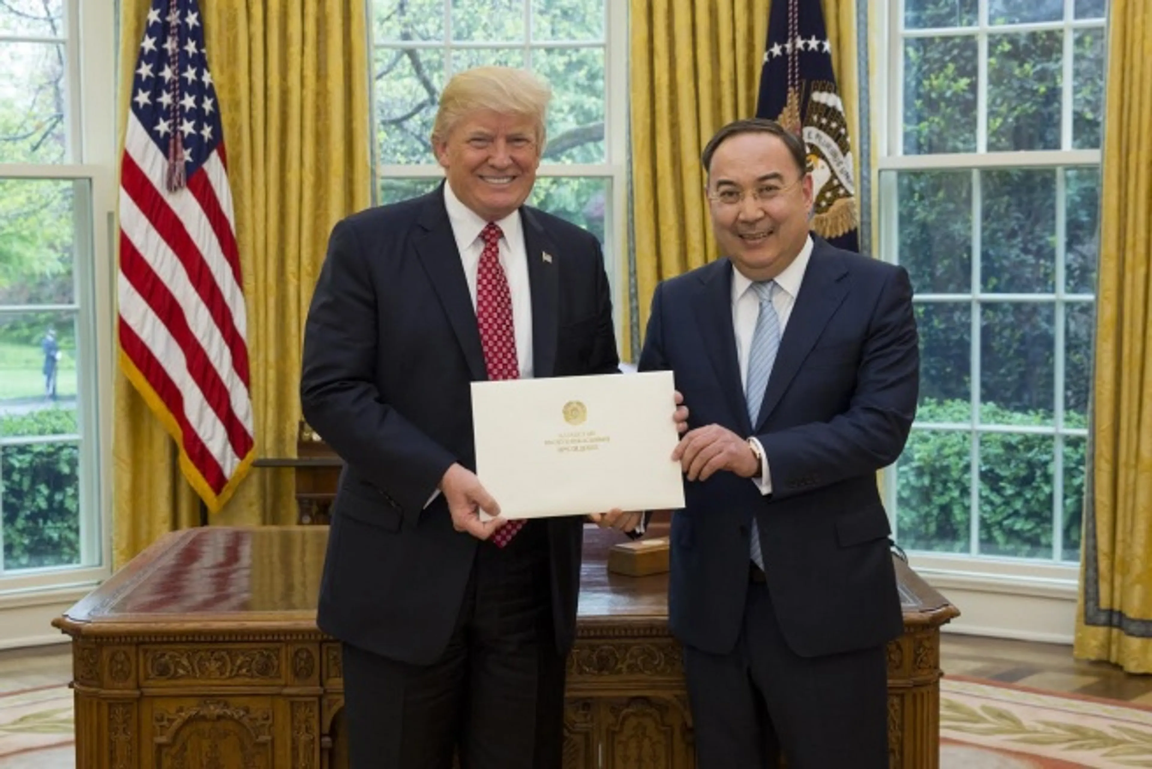 Капитал - Дональд Трамп за расширение казахстанско-американских отношений