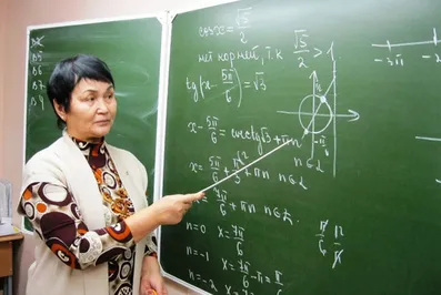 Работники сферы образования наиболее востребованы в Астане