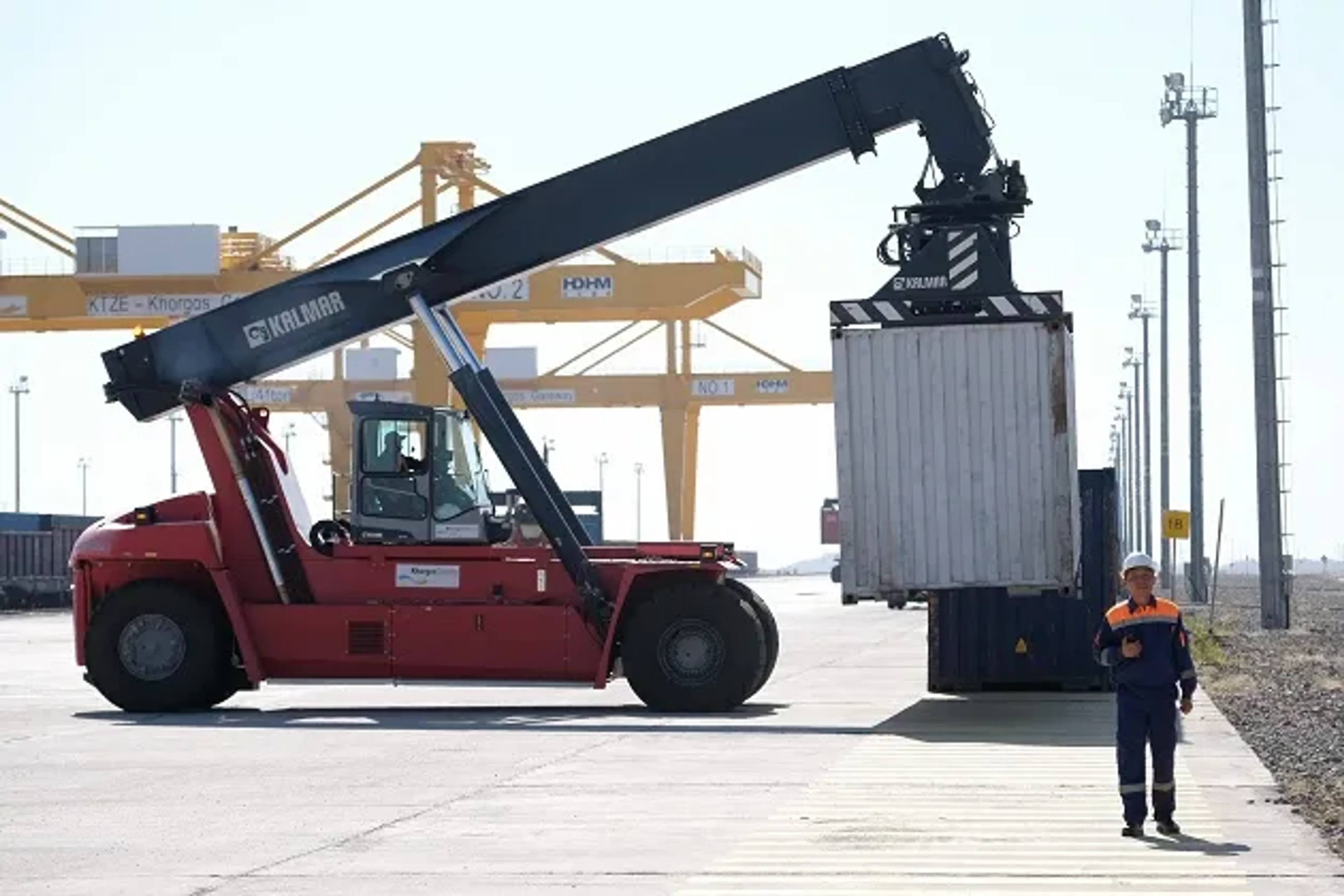 Капитал - Расхождение между импортом в РК и экспортом из КНР снижено до 27%