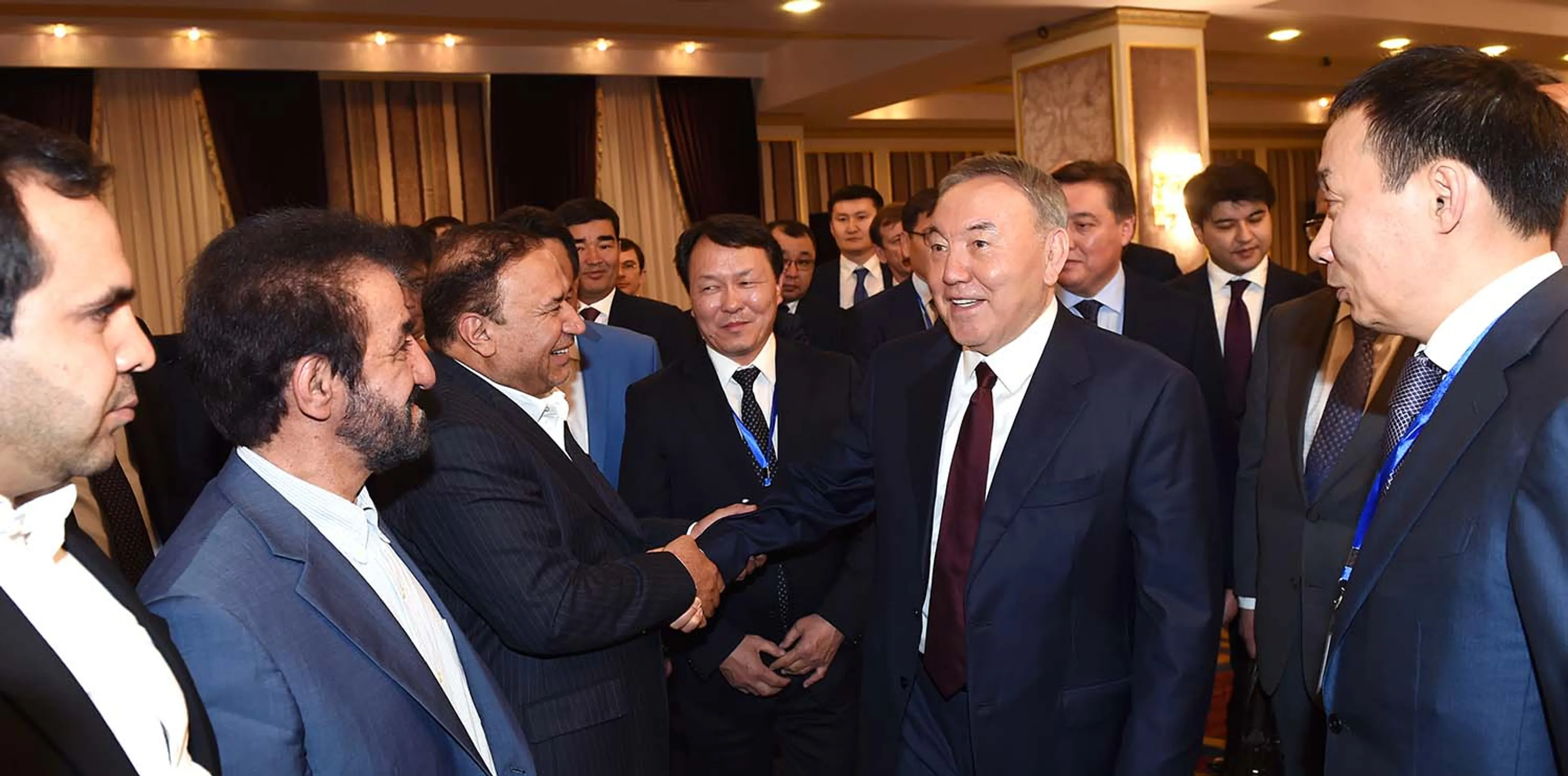 Капитал - Нурсултан Назарбаев встретился с главами иранских компаний