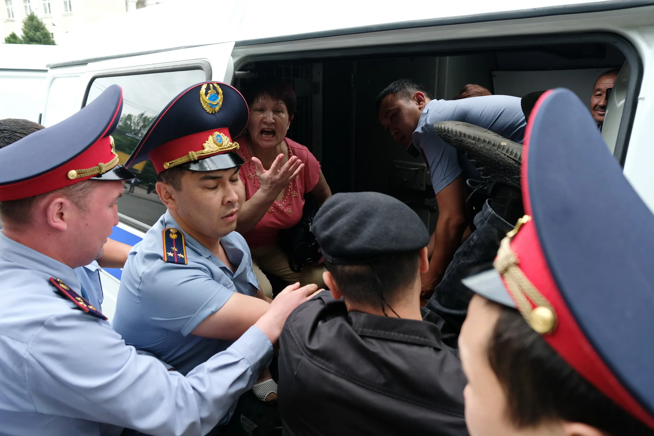 Президент прокомментировал митинги в день выборов - Image Kapital.kz