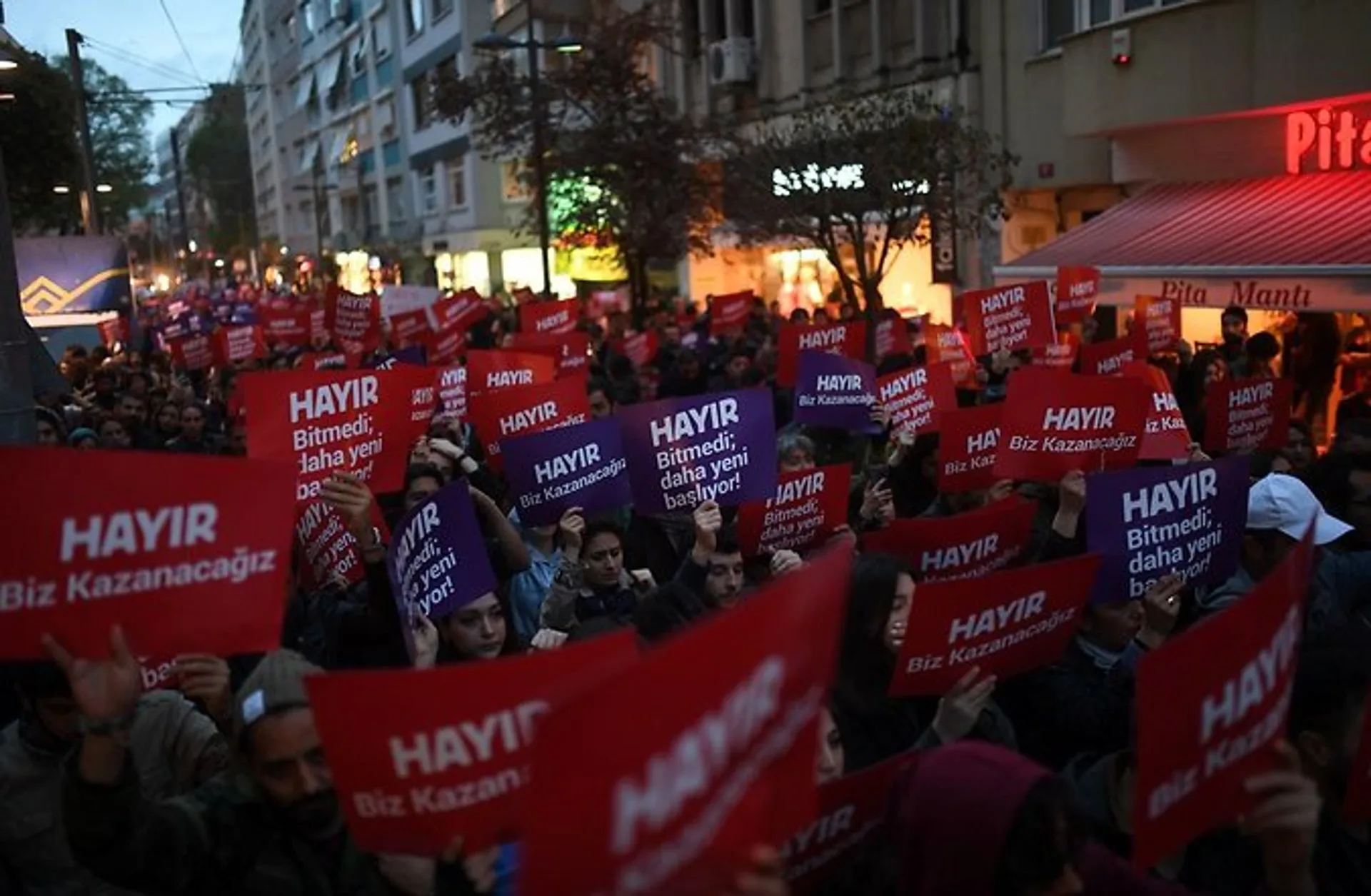 Капитал - В Турции задержали организаторов акций протеста