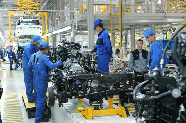 Производство легковых автомобилей за год выросло вдвое