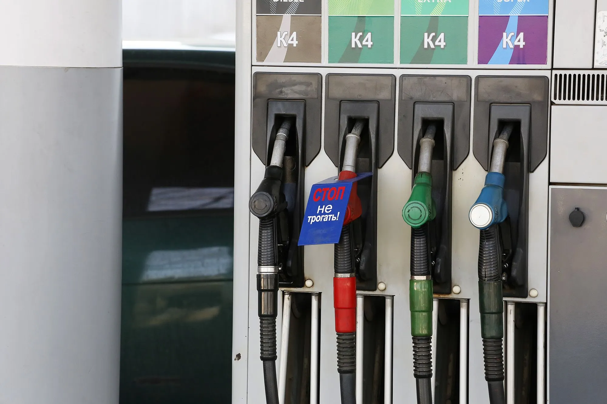 В Казахстане ввели мораторий на повышение стоимости бензина АИ-92 и дизеля