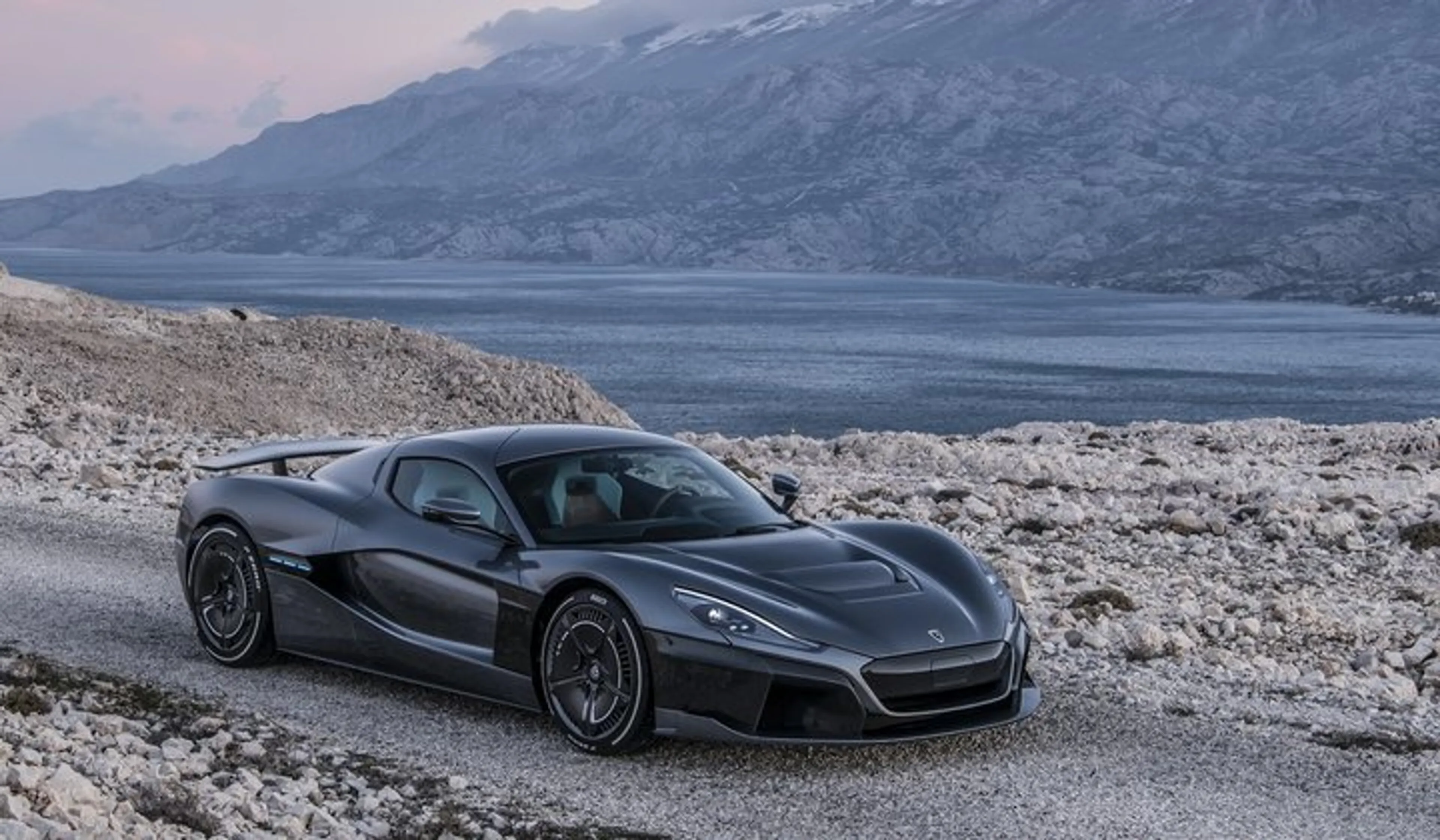 Капитал - Самые дорогие «тачки» в стране - от 100 млн тенге и выше