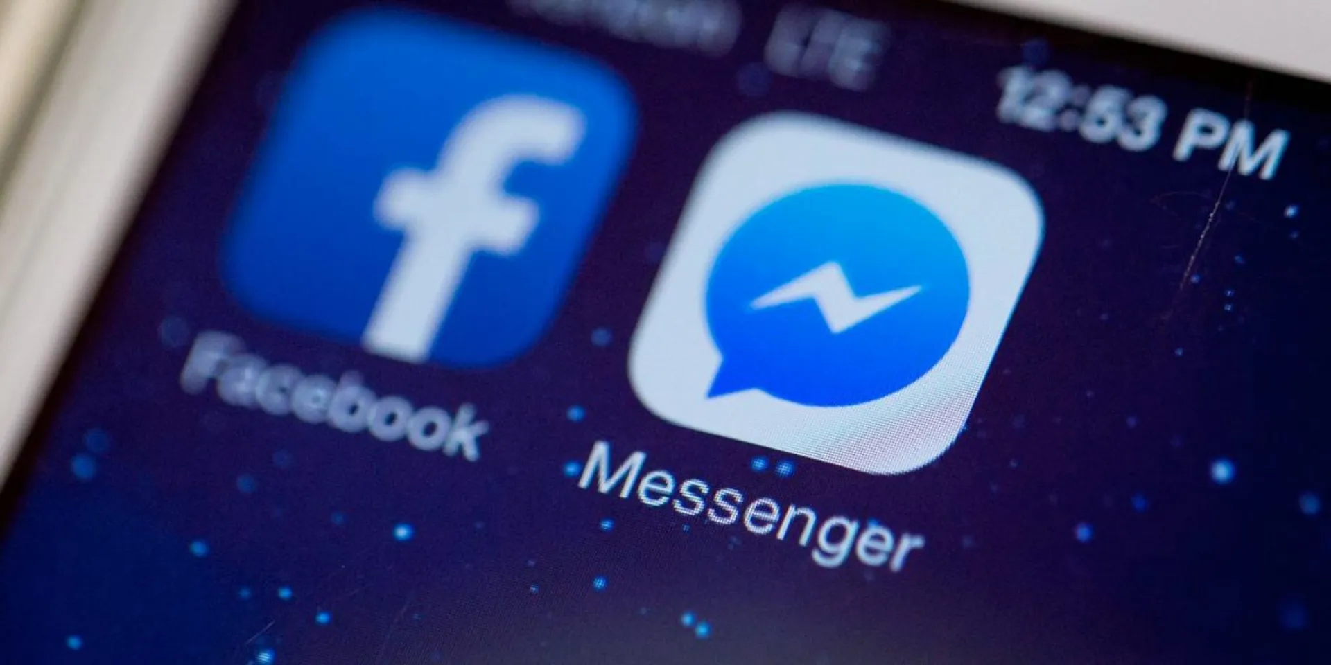 Капитал - Facebook будет показывать рекламу в Messenger