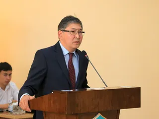 Капитал - Ерлан Сагадиев: Предмет «История Казахстана» останется в ЕНТ
