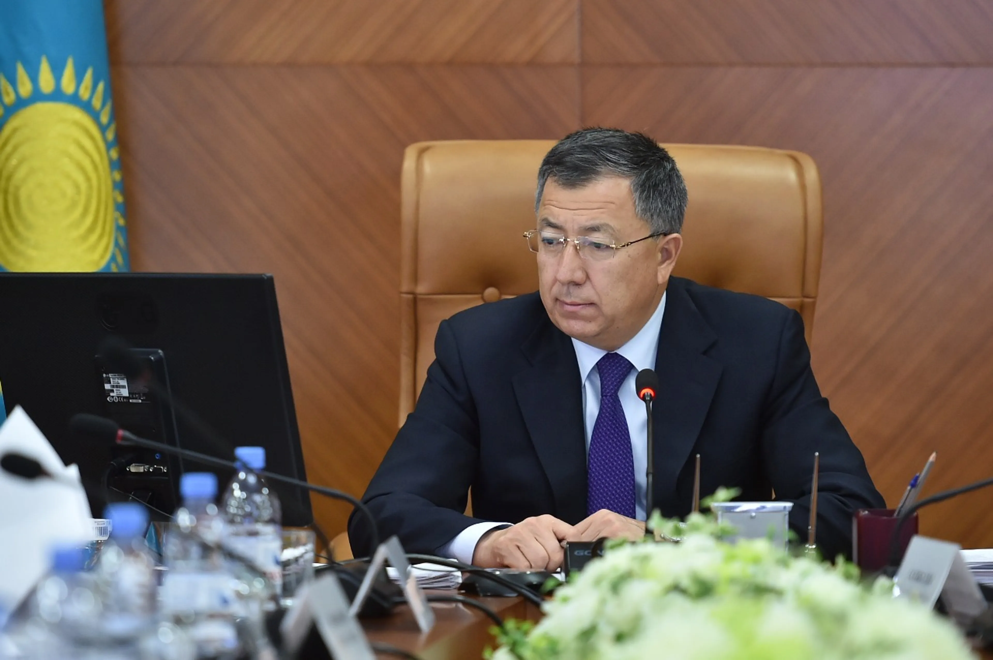 Капитал - Аким ЮКО поручил более эффективно использовать складские помещения