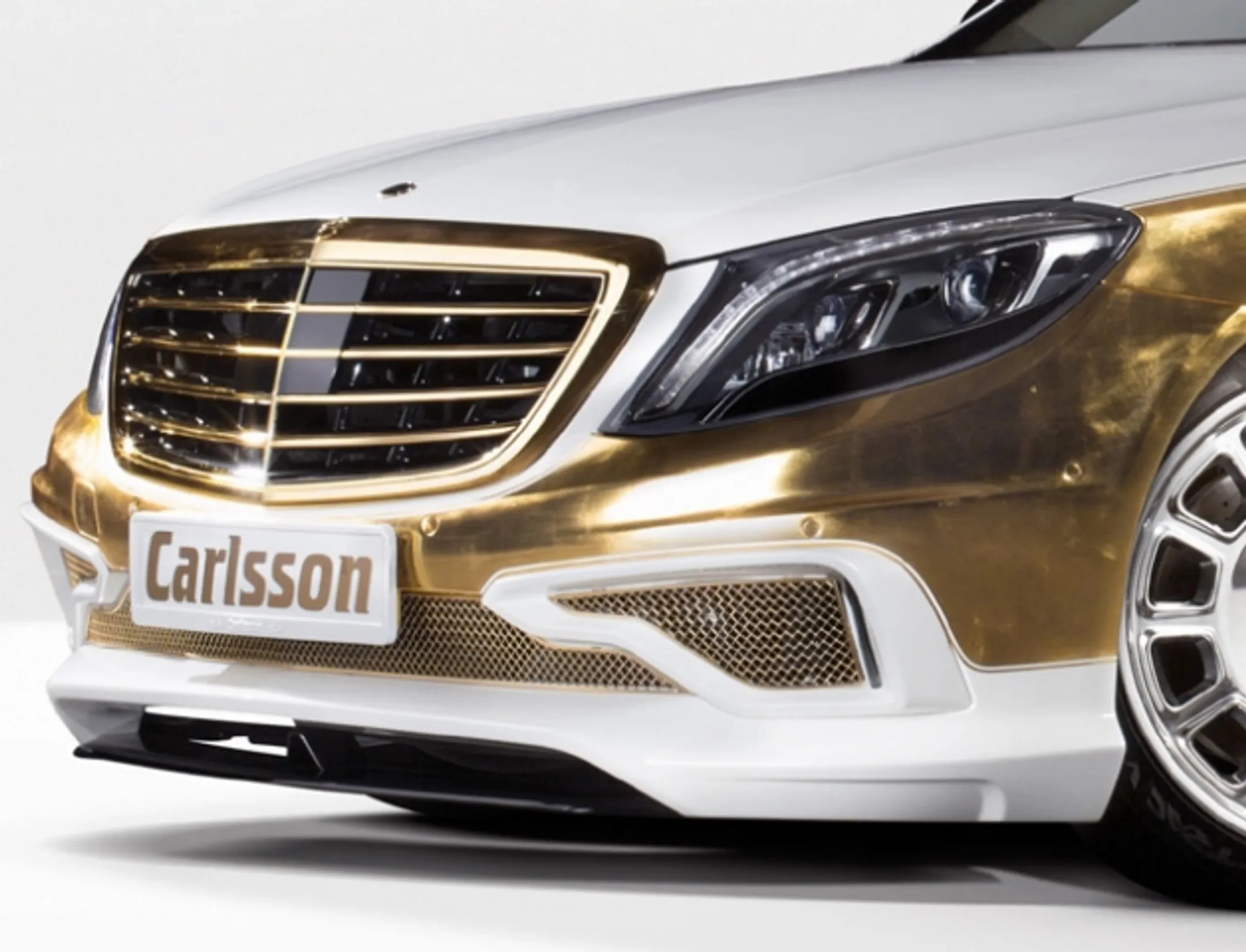 Carlsson покрыл S-Класс золотом - Image Kapital.kz