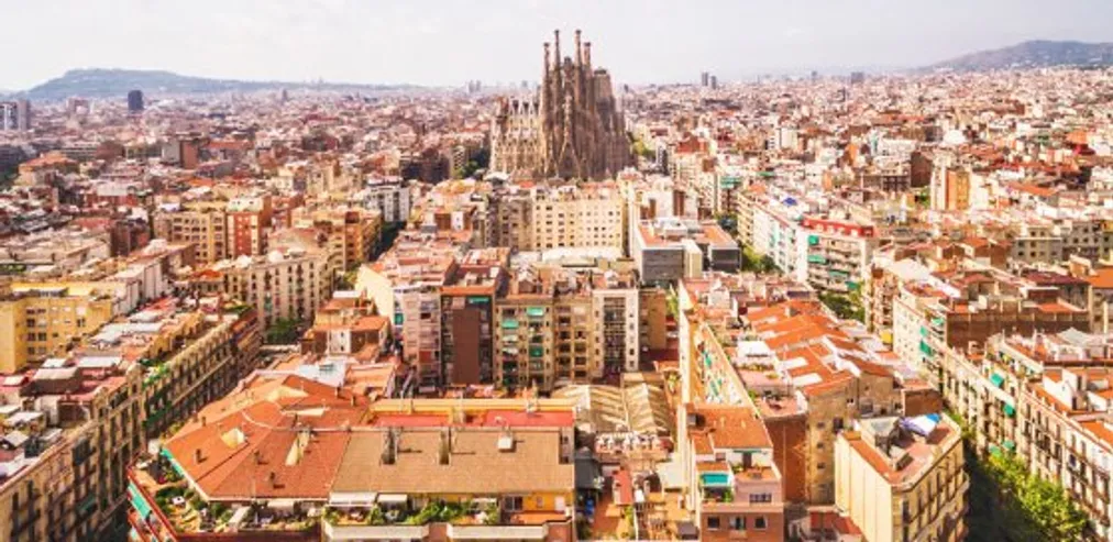 Капитал - В МИД РК предупредили туристов о всплеске преступности в Барселоне