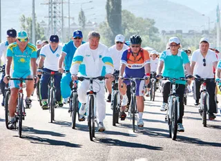 Капитал - Алматинцы отметили День Конституции велопробегом