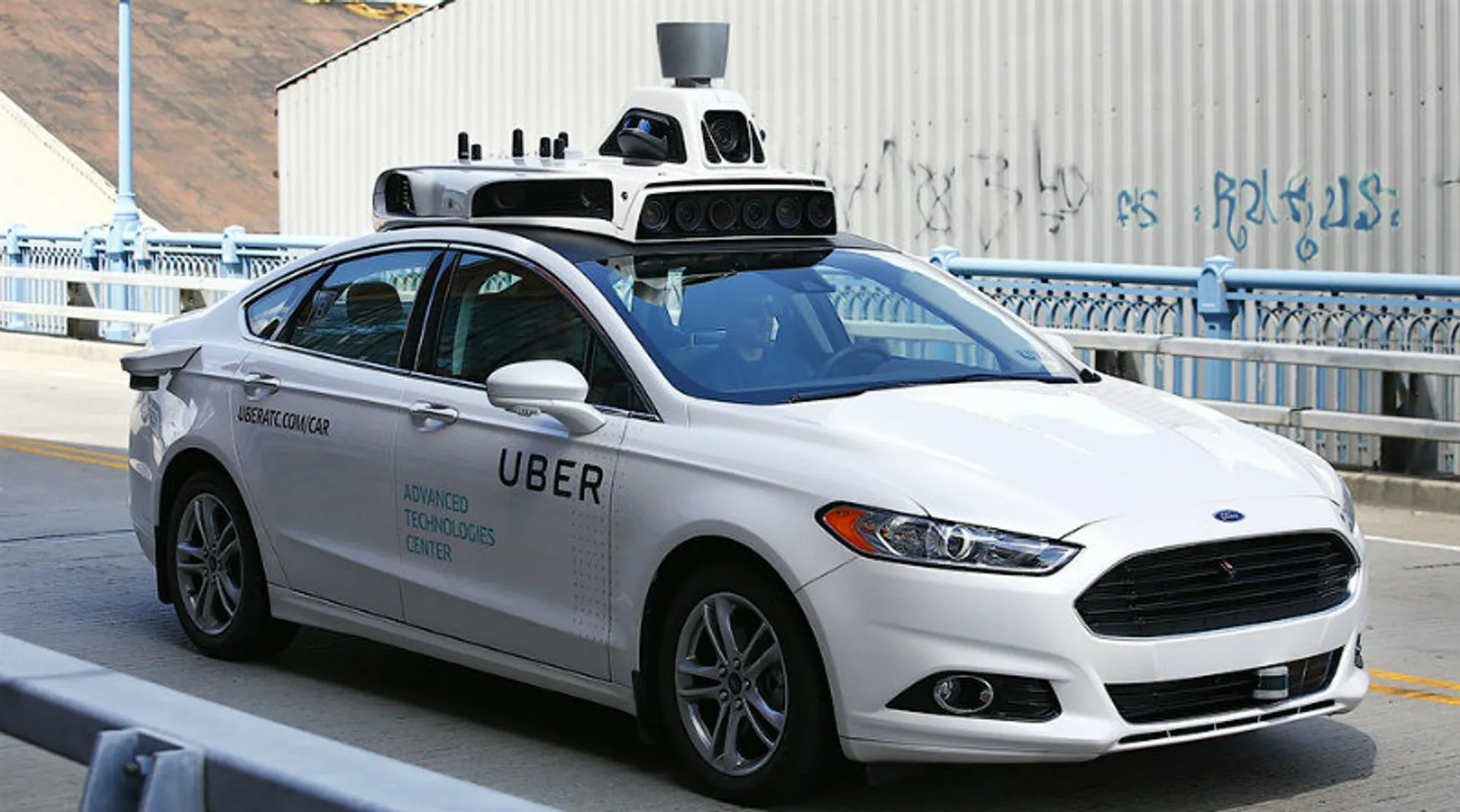 Капитал - SoftBank и Toyota могут инвестировать в беспилотники Uber