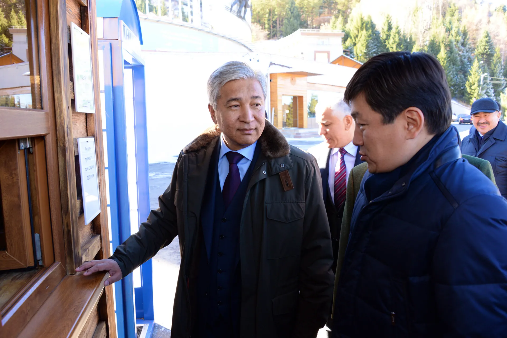 Капитал - Имангали Тасмагамбетов и Бауыржан Байбек протестировали Shuttle Bus