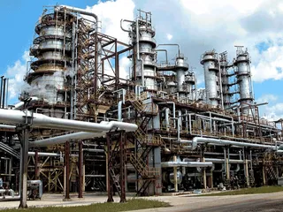 Капитал - Сотрудники НПЗ в Шымкенте задолжали 3 млрд. тенге