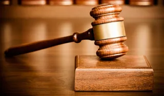 Капитал - Верховный суд Бразилии разрешил расследование против девяти министров