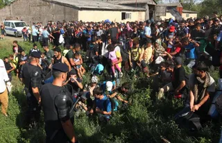 Капитал - Хорватия из-за потока мигрантов перекрыла дороги из Сербии