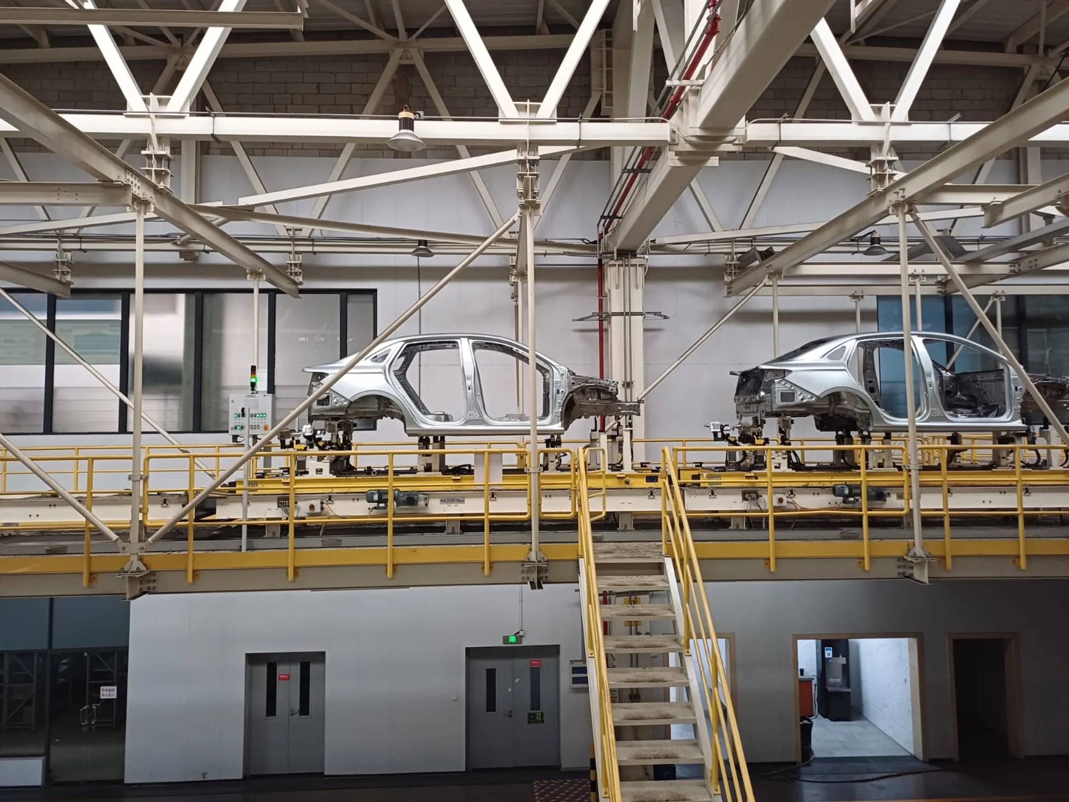 Один автомобиль в минуту: как работают заводы Geely - Image Kapital.kz