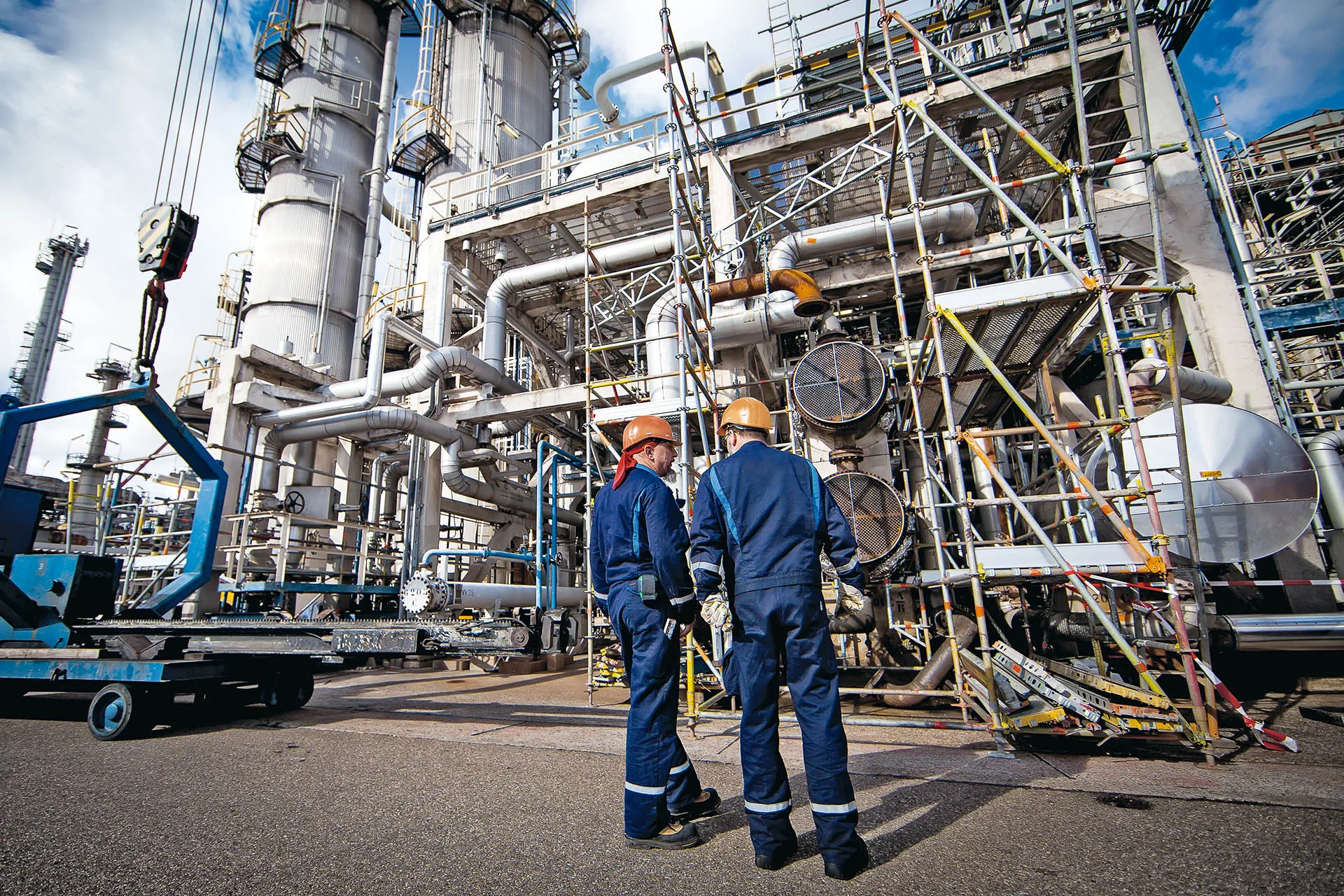 Капитал - Стоит ли КМГ продавать активы в нефтепереработке?