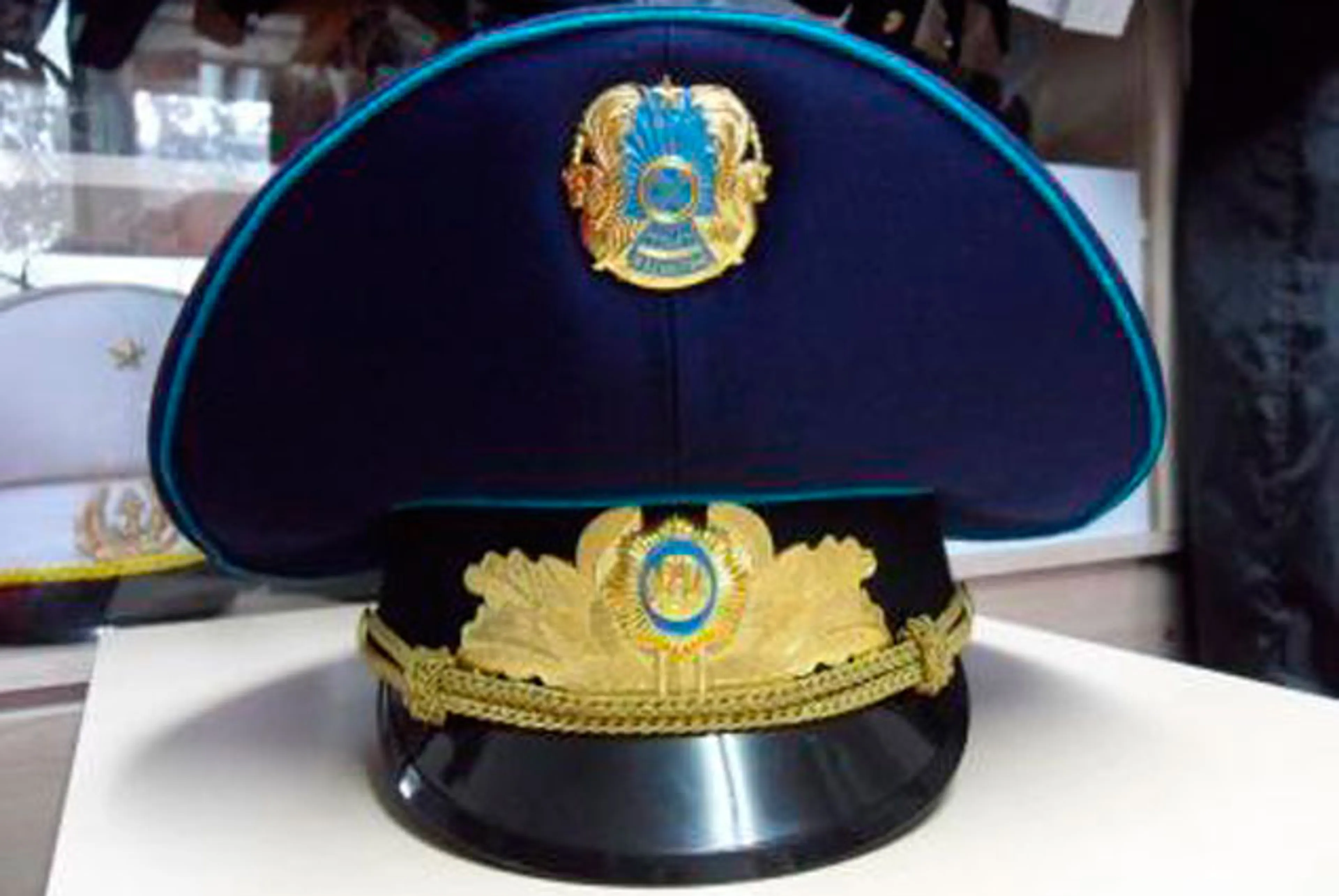 Капитал - Два сотрудника прокуратуры уволены за конфликт в кафе