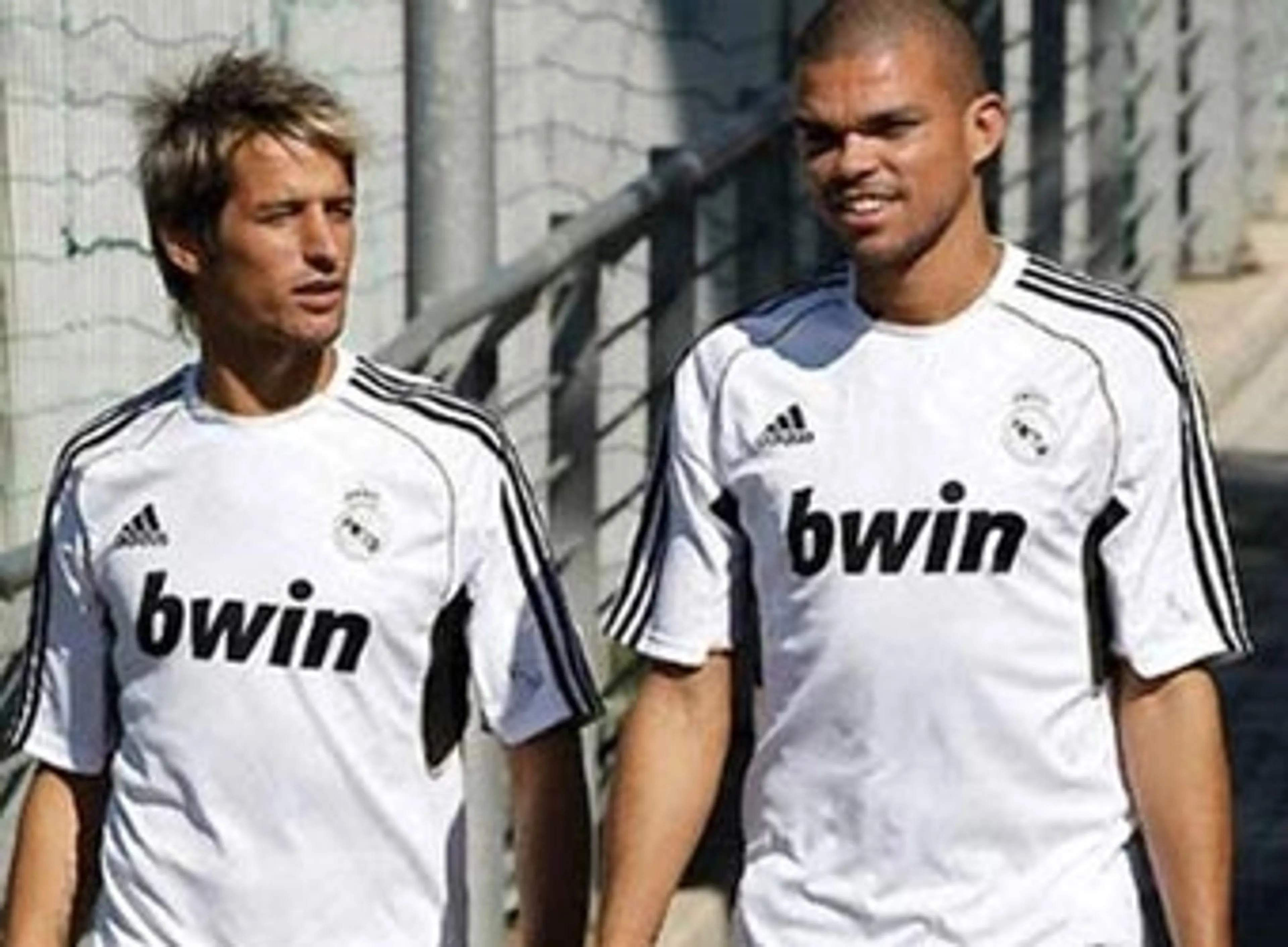 Капитал - «Реал» повысил зарплаты Пепе и Коэнтрау