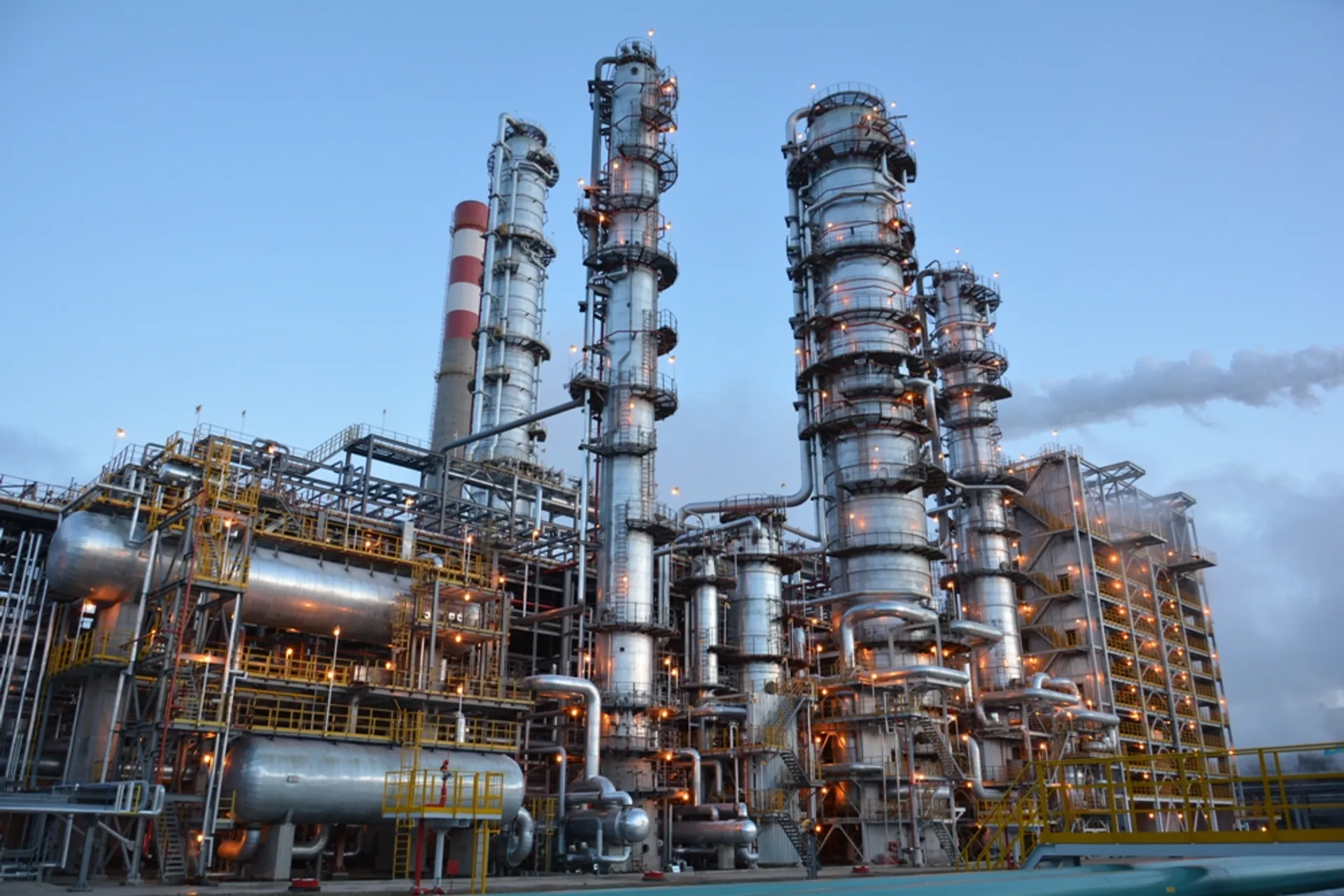 Капитал - Атырауский НПЗ начал выпускать авиатопливо новой марки