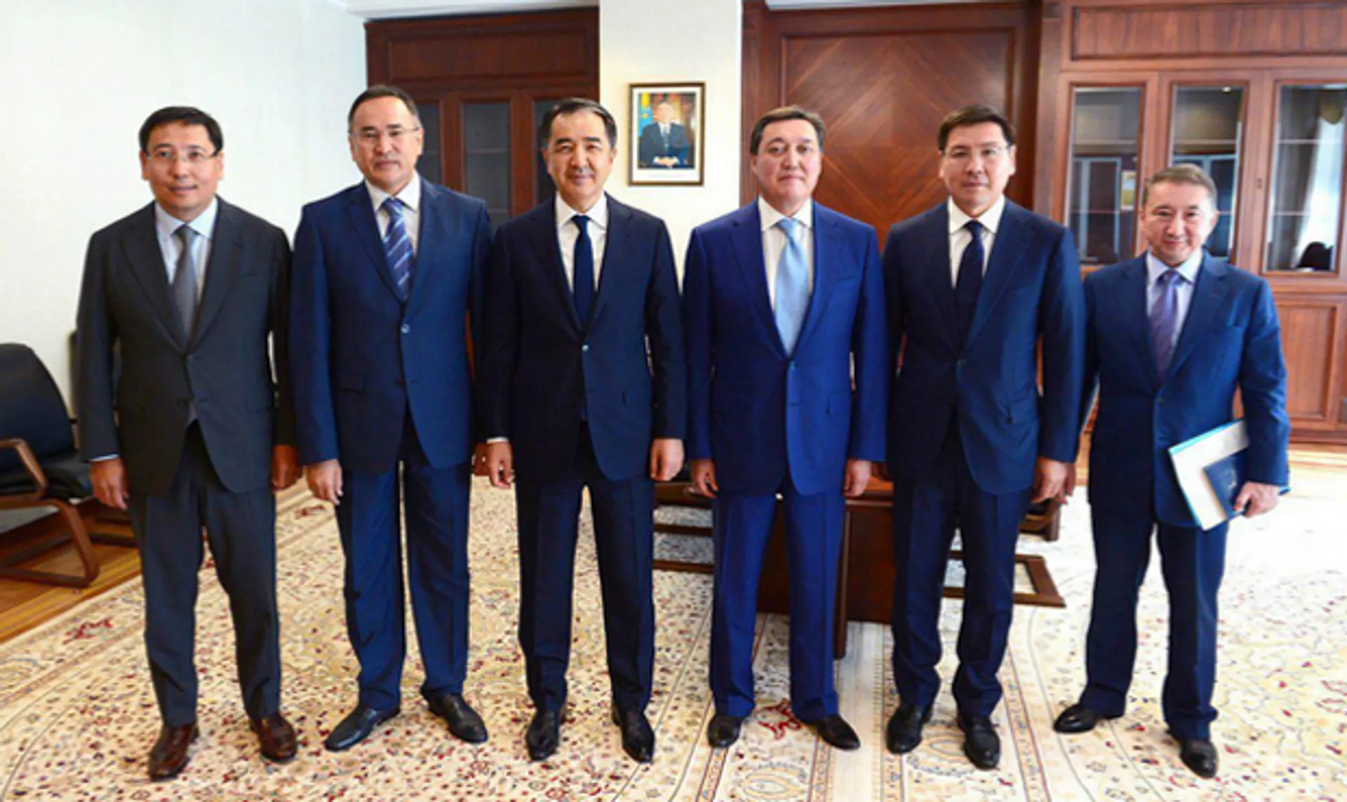 Капитал - Бакытжан Сагинтаев обозначил обязанности своих заместителей