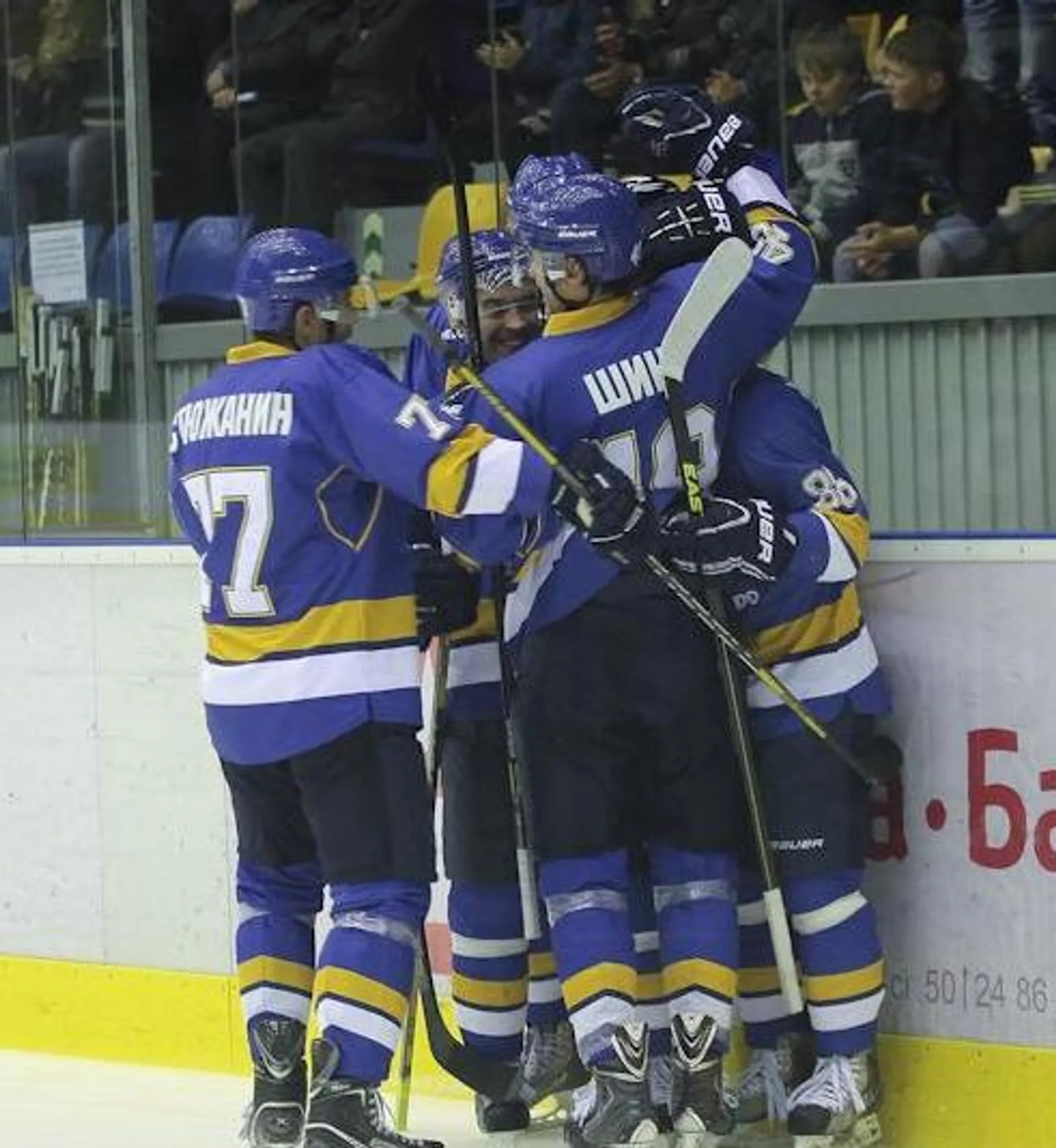 Капитал - «Казцинк-Торпедо» вновь побеждает и продолжает лидировать в ВХЛ