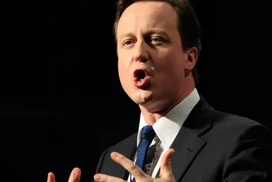 Запретить импорт вооружения из России