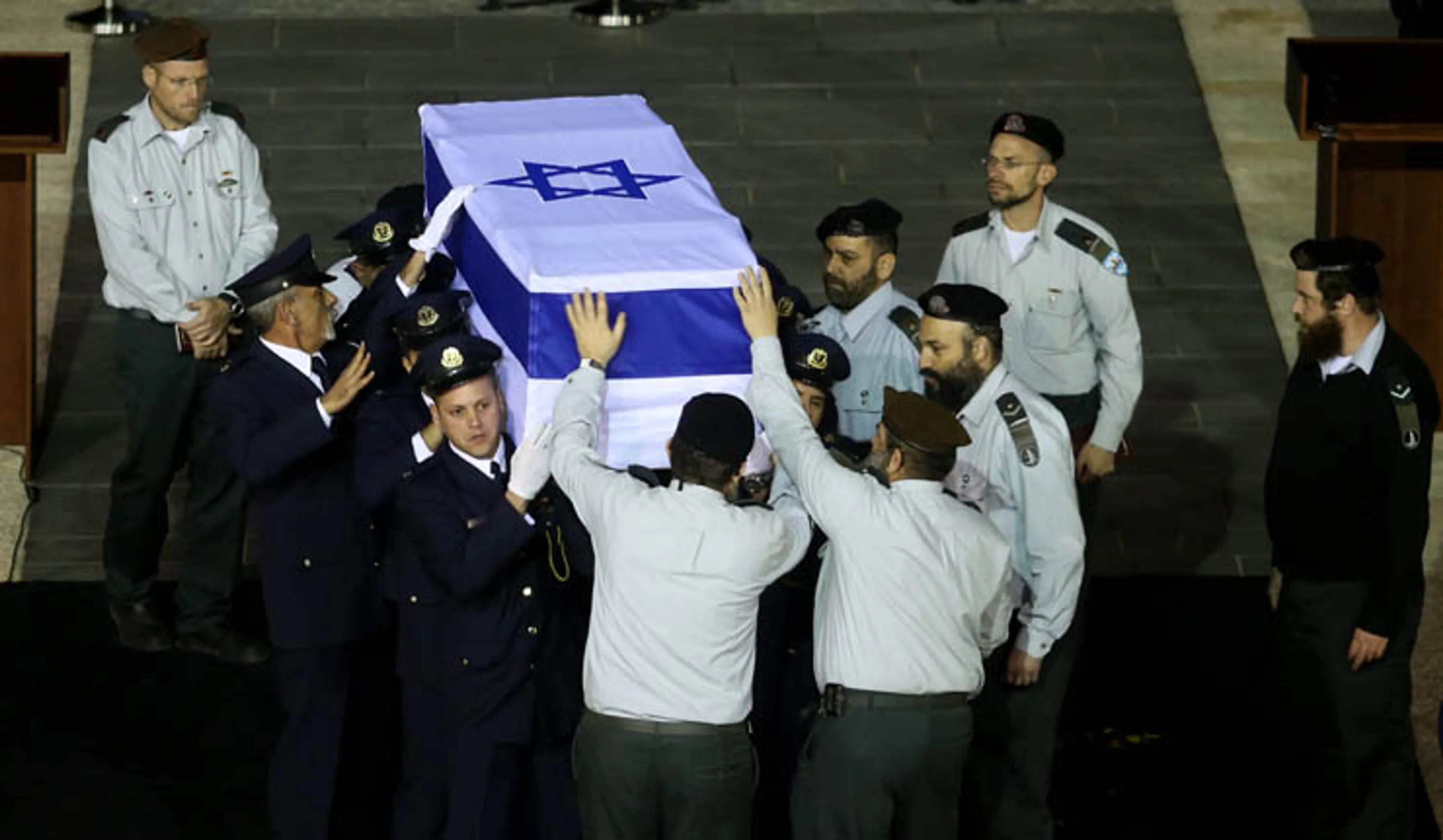 Капитал - Ариэля Шарона похоронили на семейной ферме