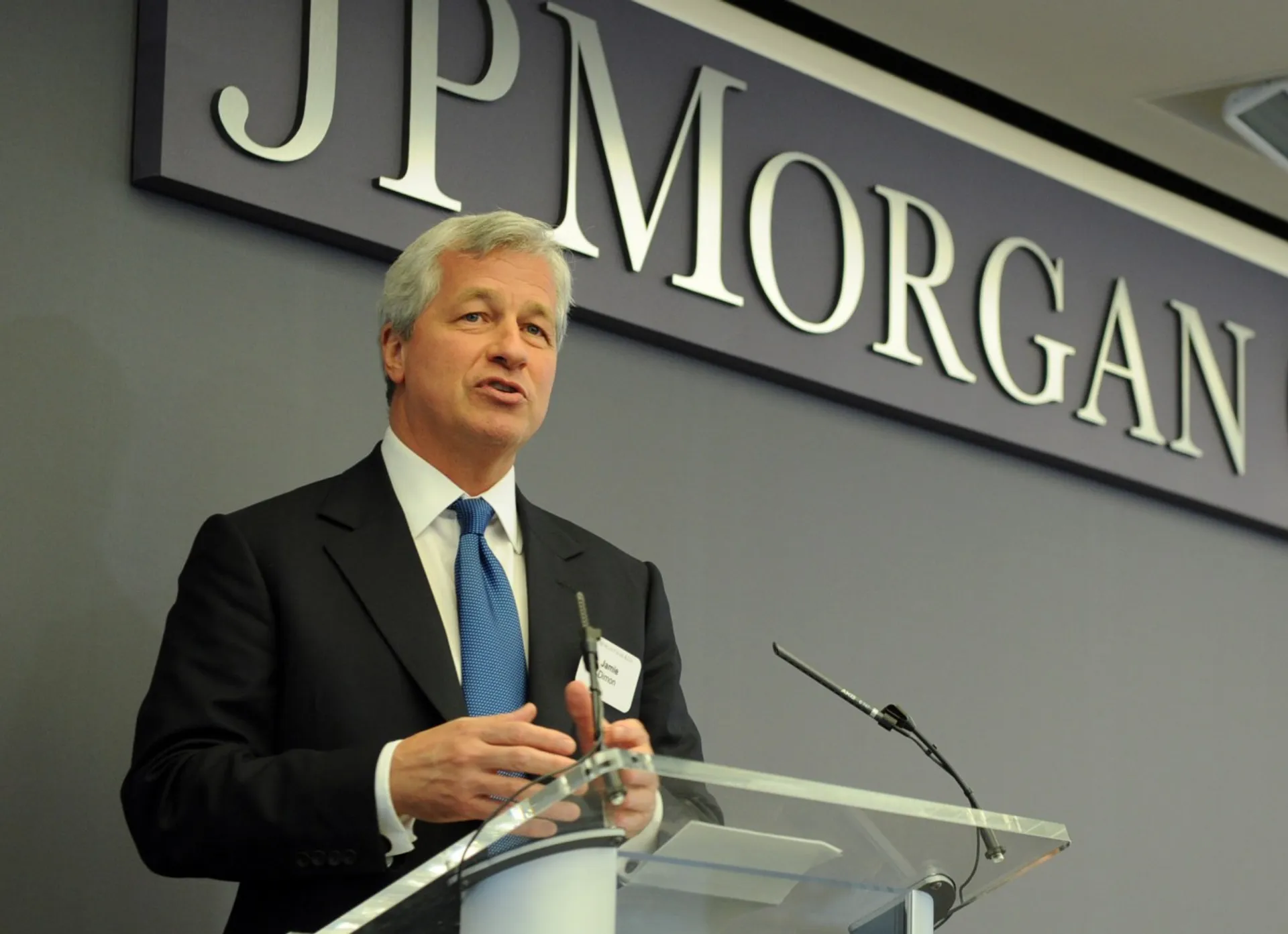 Капитал - Глава JPMorgan Chase снова стал самым дорогим банкиром в США