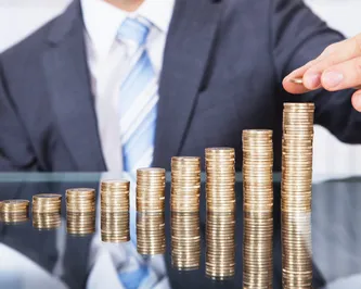 Более 150 тысяч  жителей Костанайской области начали получать повышенную зарплату