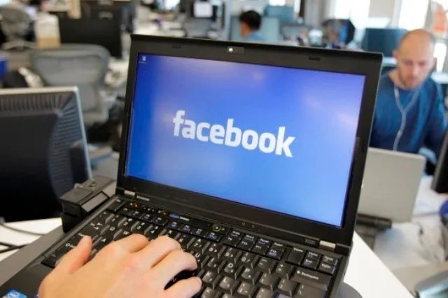 Facebook планирует купить рекламный сервис