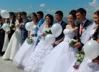 Капитал - 37 пар молодоженов зарегистрировались под флагом РК