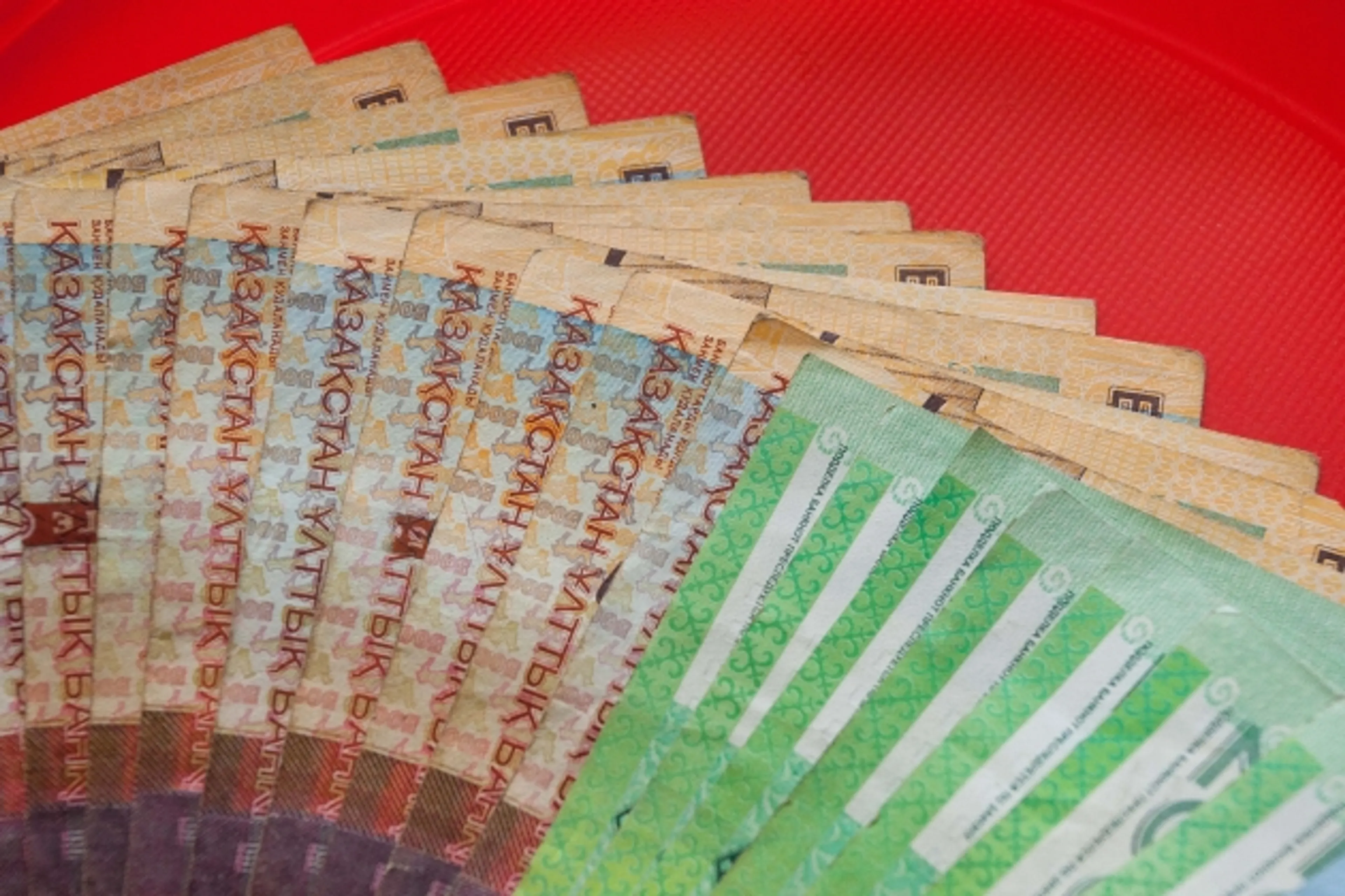 Капитал - Курсы тенге к инвалютам на 9-11 апреля